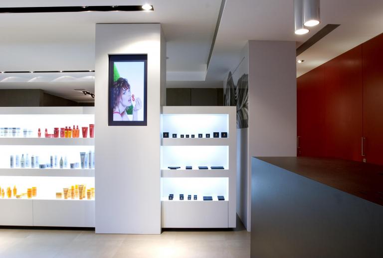 Hair Salon "Compagnia de la Bellezza", Barcelona