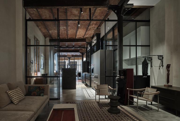 Arquitectura interior de un loft en Ciutat Vella by estudio vilablanch