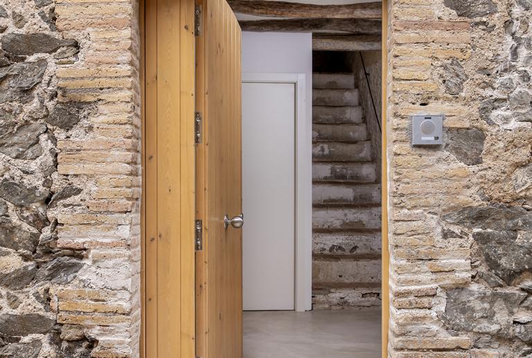 Reforma y ampliación de una casa en el Priorat