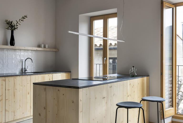 Reforma y ampliación de una casa en el Priorat
