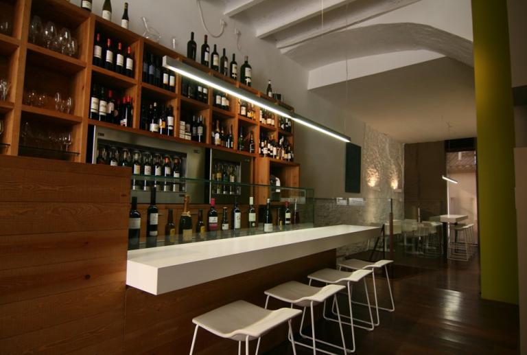 Wine bar at the heart of the Priorat Region